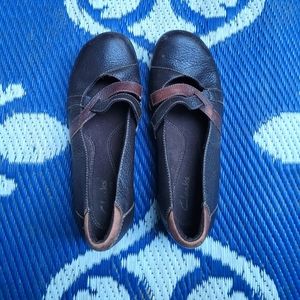 Clarks Bendables leather shoes. Size 6